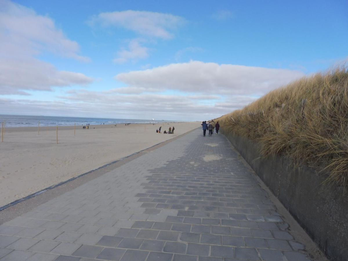 Studio With Sea View And Panoramic View In Bredene Buitenkant foto