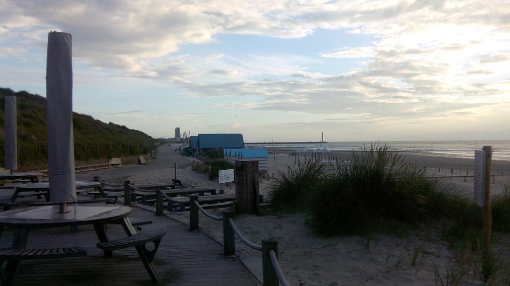 Studio With Sea View And Panoramic View In Bredene Buitenkant foto